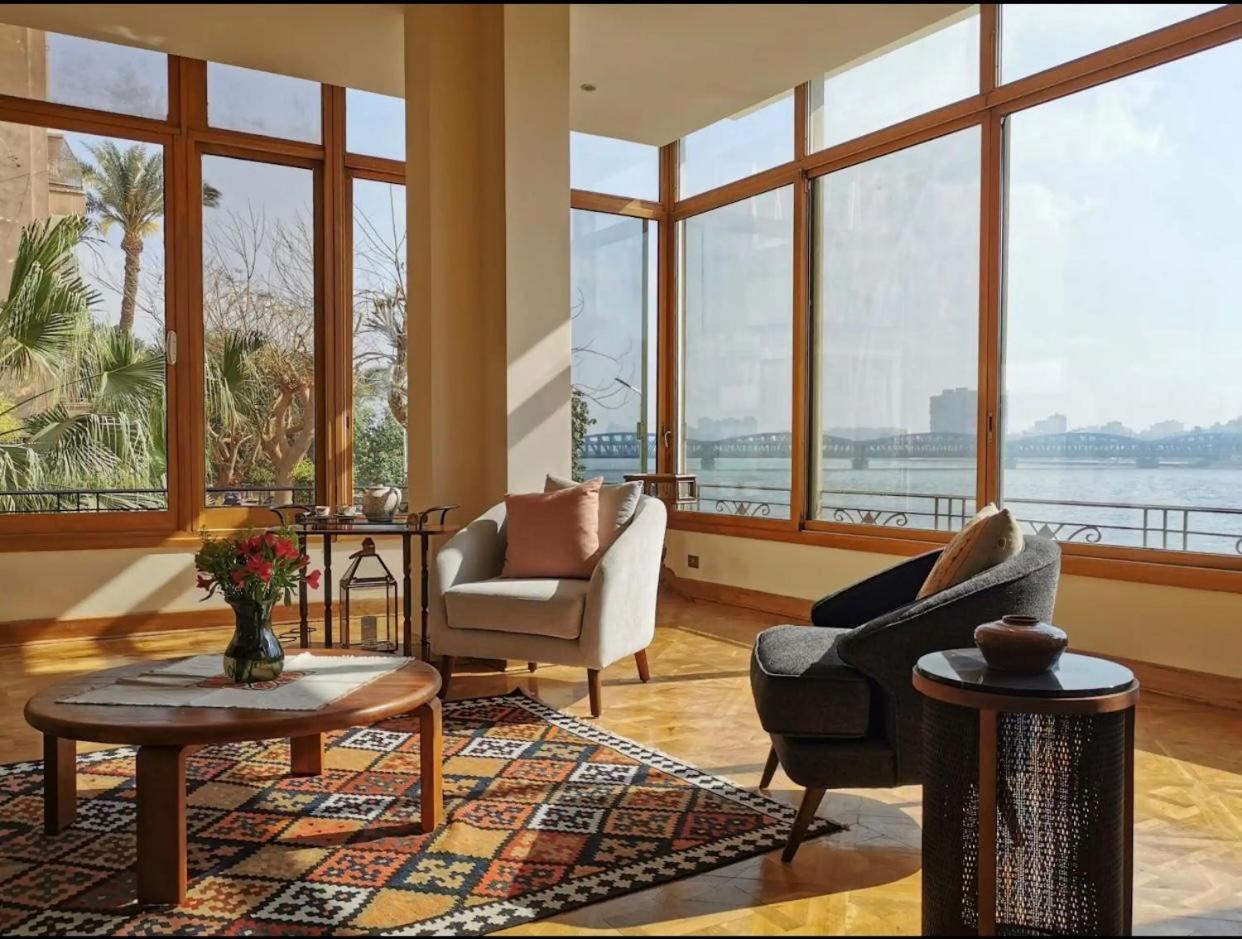 Luxury On The Nile - Zamalek Apartments Kairo Eksteriør billede